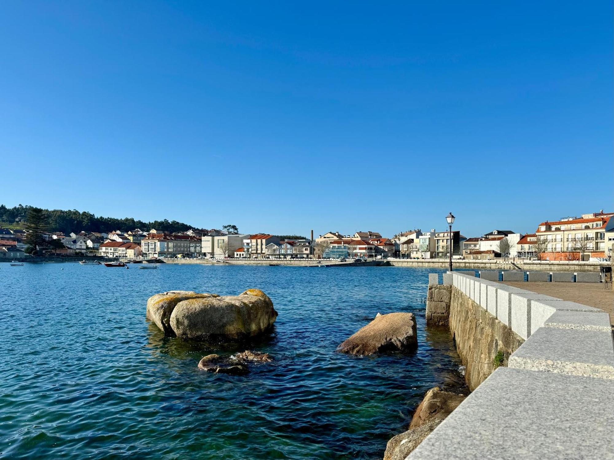 Apartamento Paseo Maritimo-A Illa De Arousa Exterior photo