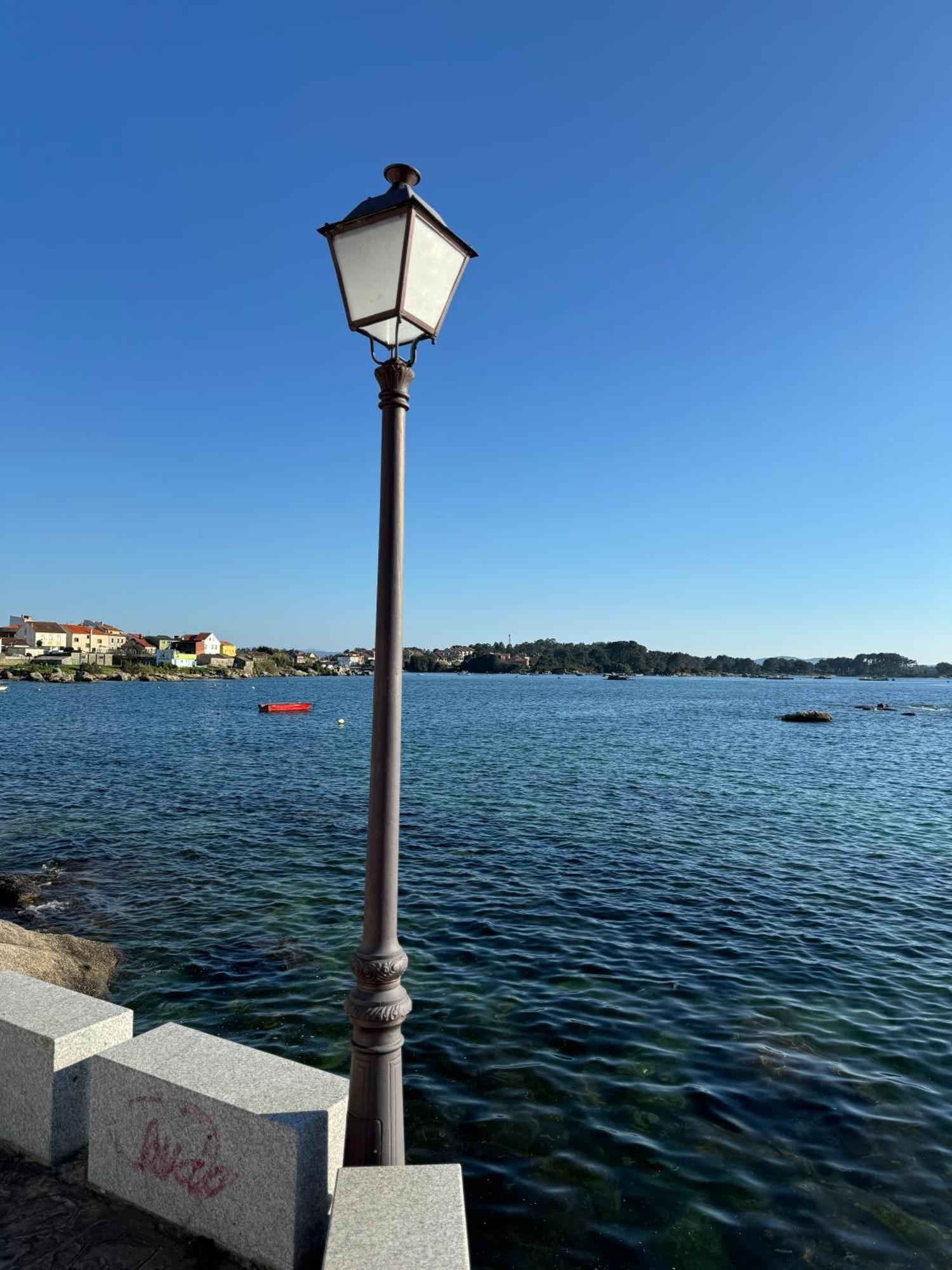Apartamento Paseo Maritimo-A Illa De Arousa Exterior photo